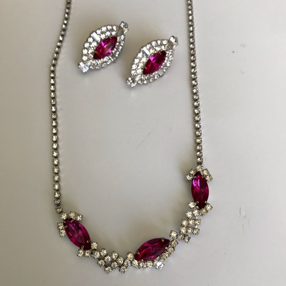 Pink Necklace and Earrings Set with Purse - Picture 4 of 16